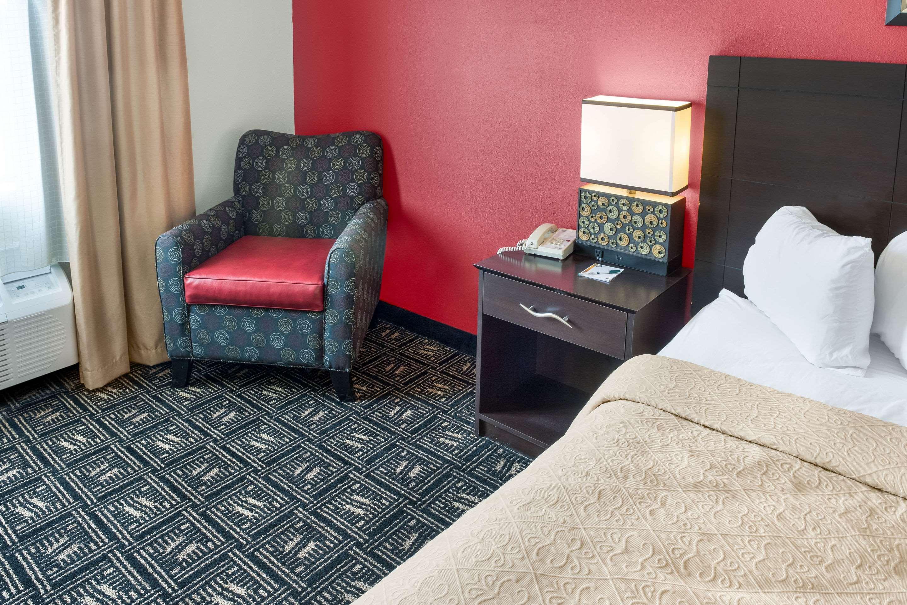 Quality Inn & Suites Mankato Bagian luar foto
