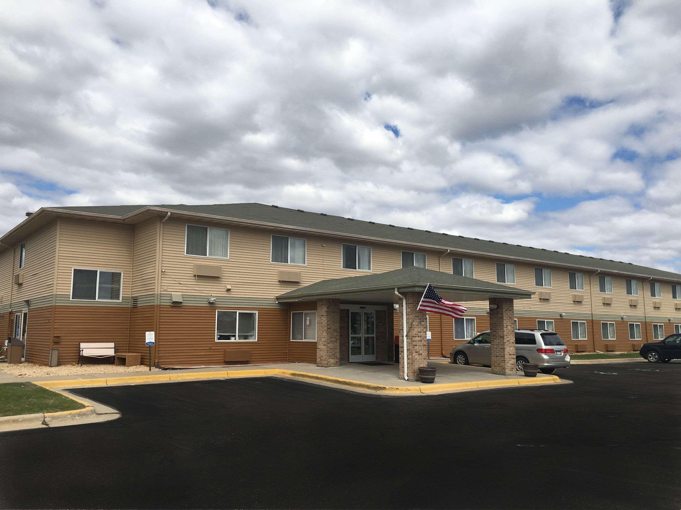Quality Inn & Suites Mankato Bagian luar foto